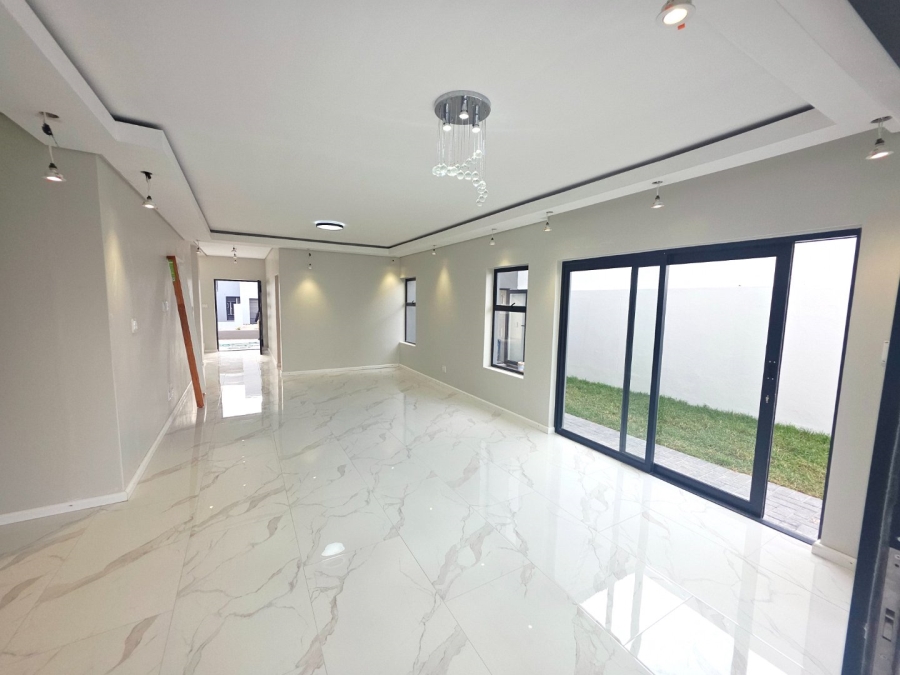 4 Bedroom Property for Sale in Sandown Western Cape